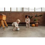 Loptička mini nafukovacia Kvety a motýle - Little Dutch 